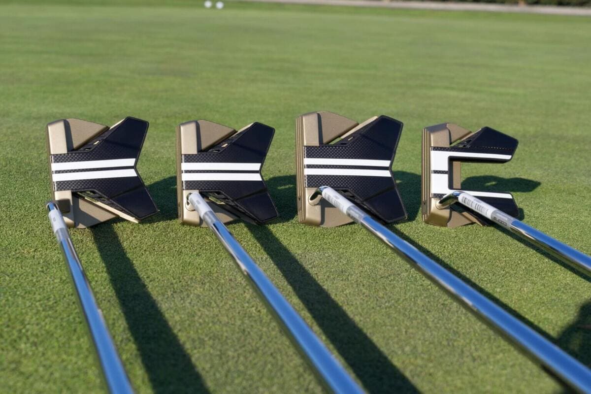 コブラ3DP TOURパターのアドレス時の見え方とアライメント設計