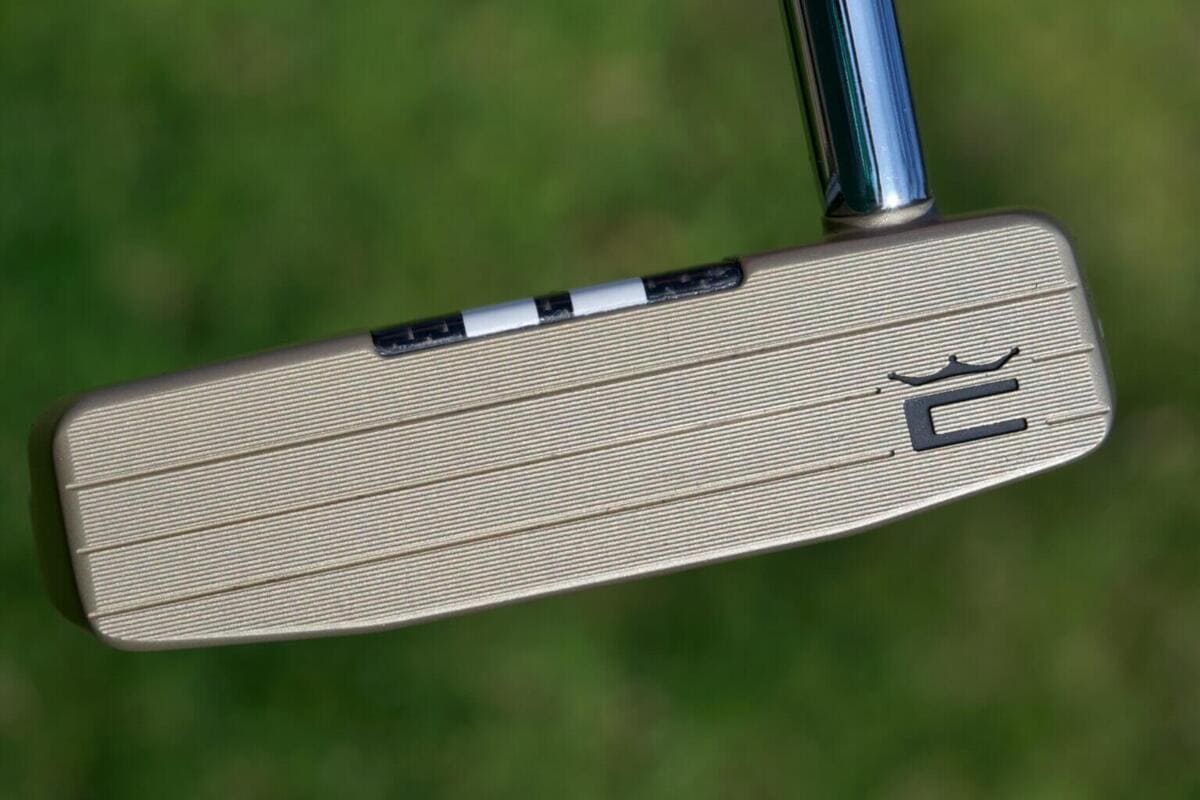 コブラ3DP TOURパターのミルドフェースとDLT構造