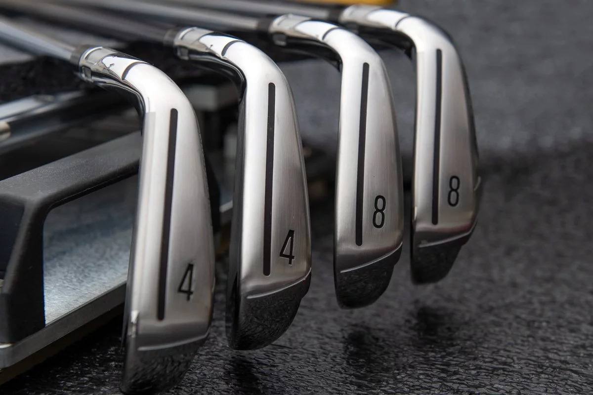 テーラーメイド SIM MAX OS 4番アイアン 純正カーボンTM60 S テーラーメイド sim max os アイアン6本 P〜5番