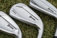 SRIXON　 ZX4　7番アイアンクラブ