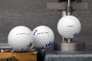 タイトリストの人気リサイクルボール「Pro V1 Reload(リロード)」と2021年モデル「Pro V1」の性能はどのくらい違うのか？