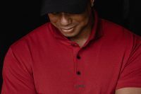 SUN DAY RED タイガーウッズ ポロシャツ ブラックSサイズ タイガー・ウッズの新ウエアはやっぱりテーラーメイド？「サンデー