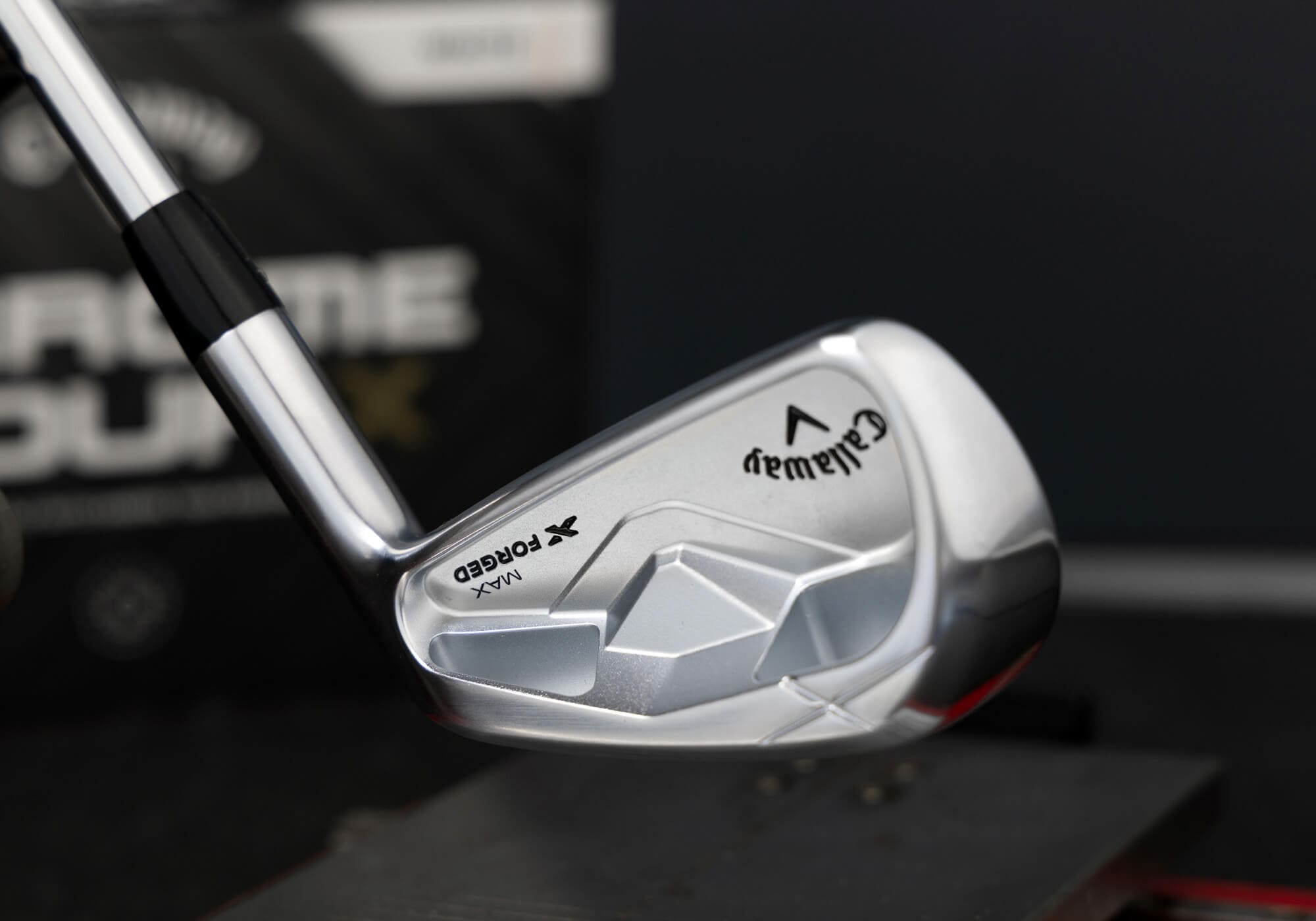 キャロウェイ「X FORGED MAX」アイアンのソールデザイン。立体的なバックフェースが特徴。