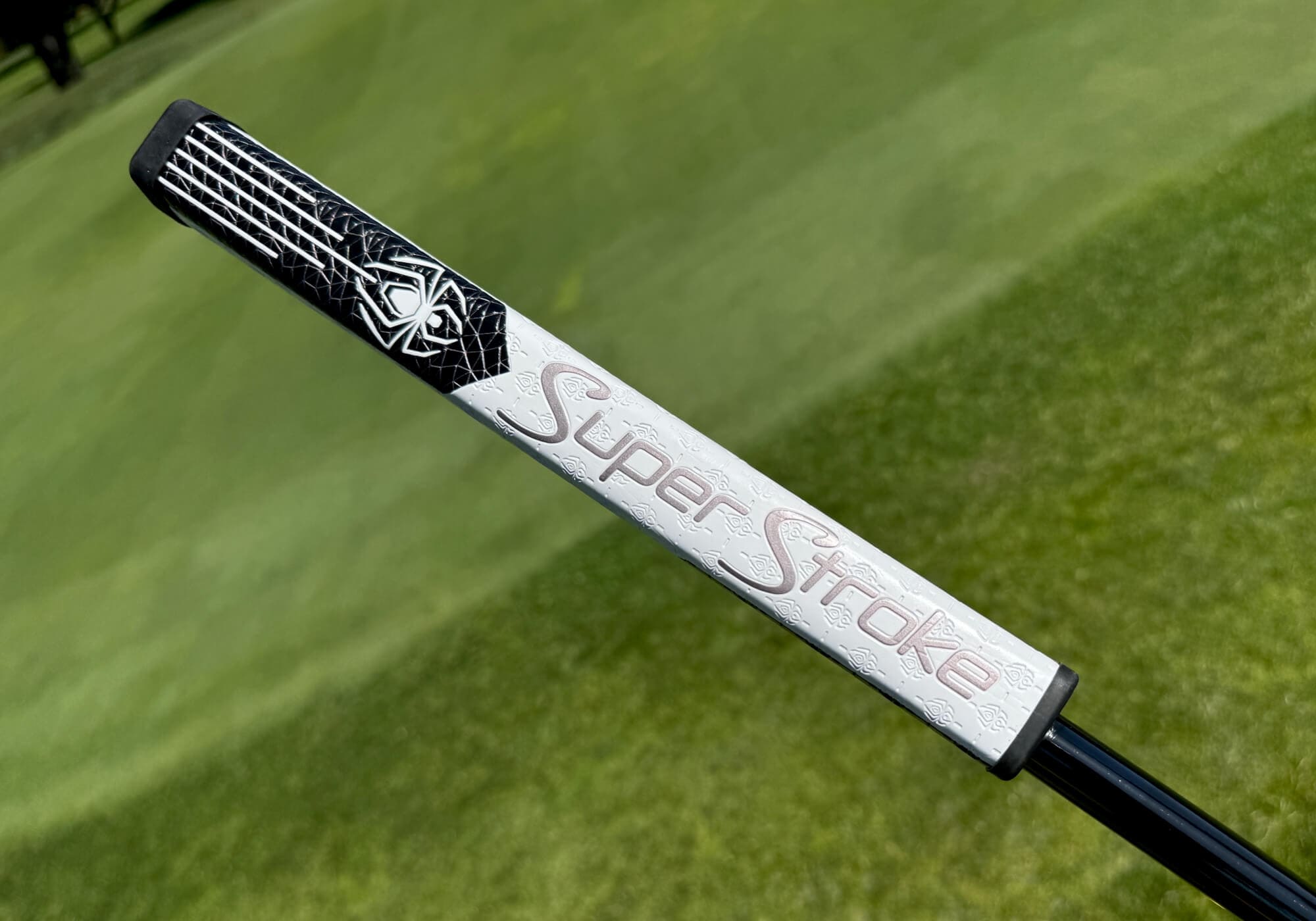 テーラーメイド「Spider EX」パター SuperStrokeグリップ 2025最新ゴルフクラブ 安定した握りやすさと操作性