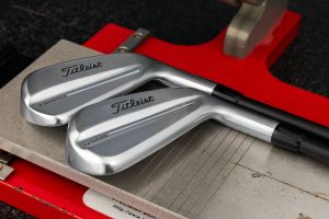 タイトリスト「T250 U」「U505」｜アイアン感覚で打てるユーティリティ2本