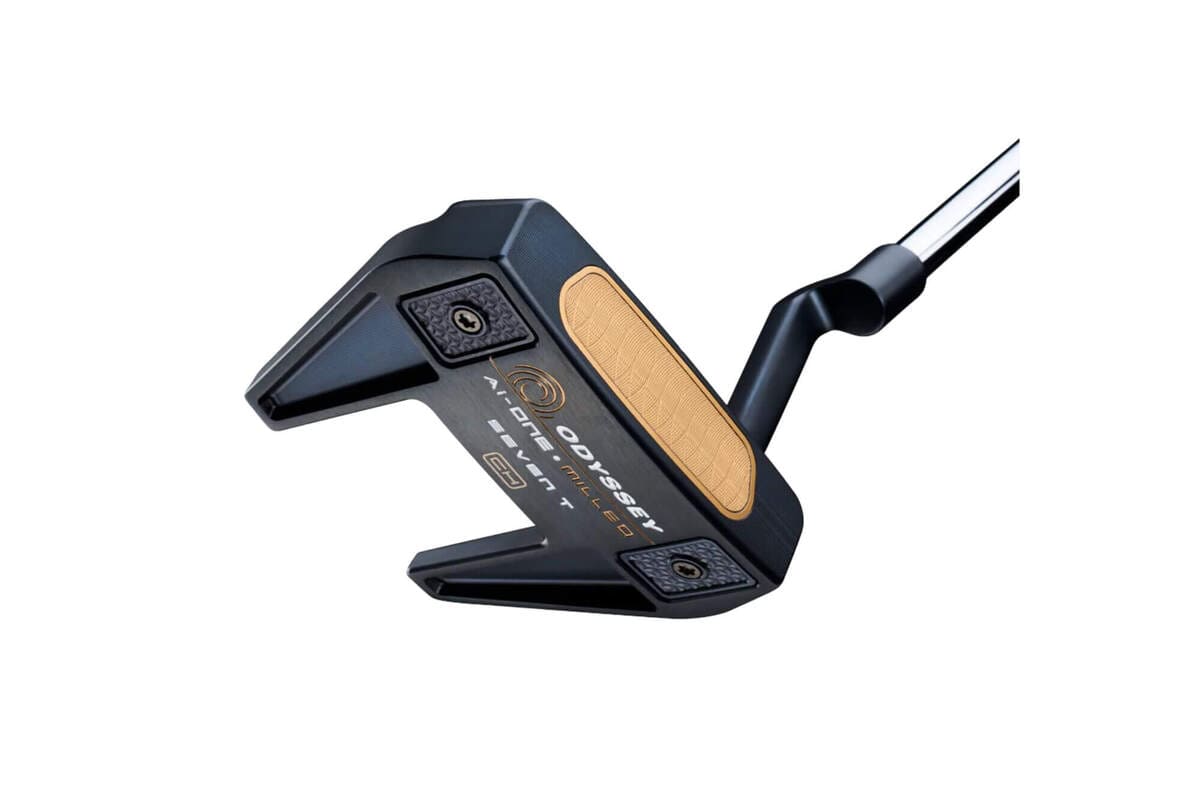 オデッセイ Ai-ONE Milled Seven T のソールデザインを強調したカット。削り出しボディとウエイト配置が特徴のツアー系マレット。