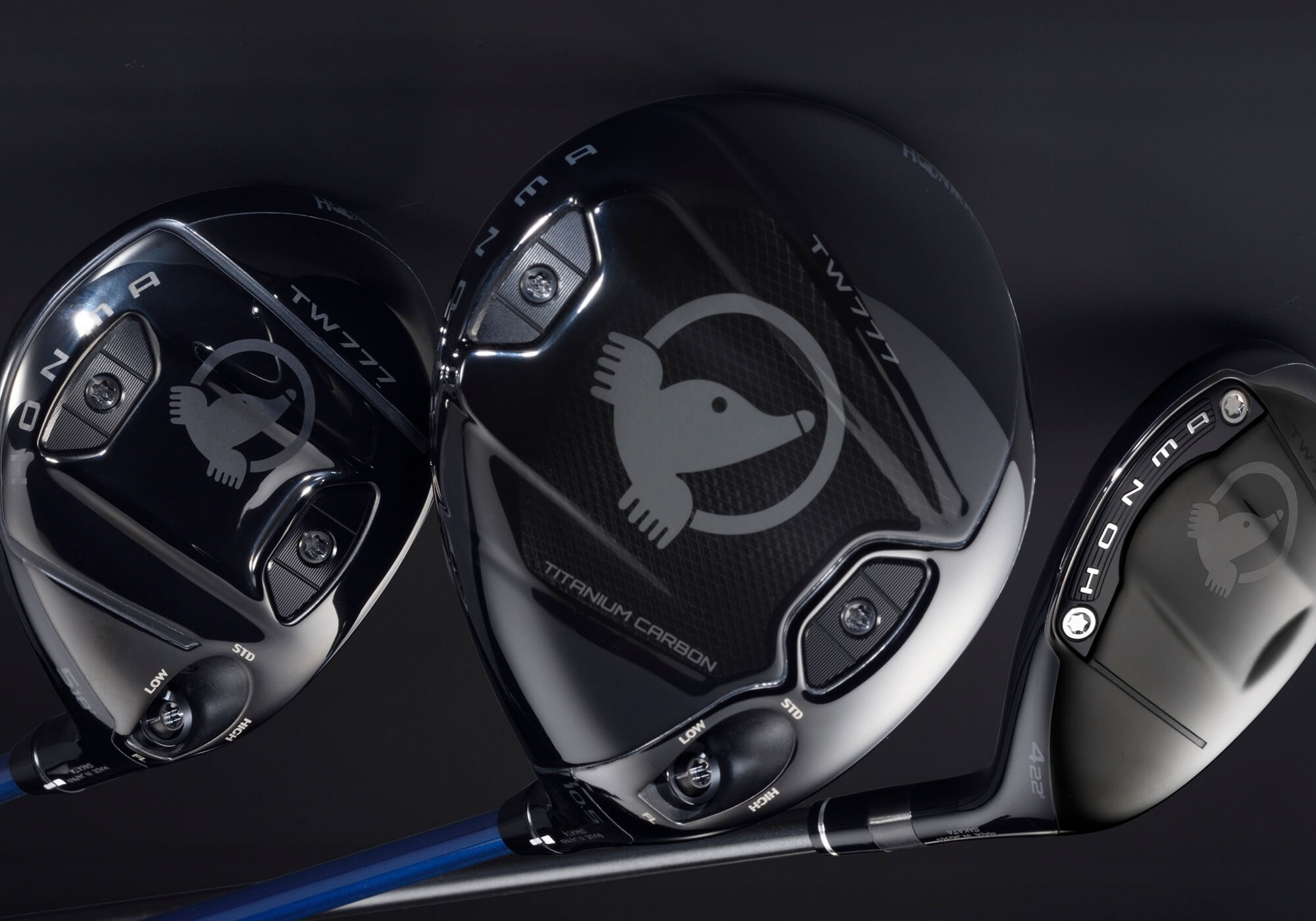 本間ゴルフ TW777 シリーズのドライバーとフェアウェイウッドのヘッドデザイン比較