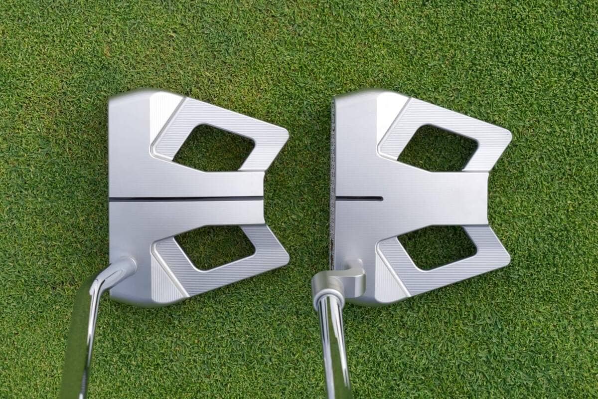 スコッティ・キャメロン「Phantom」2026年モデルを正面から並べ、フェース角度と構えた印象を比較できる画像