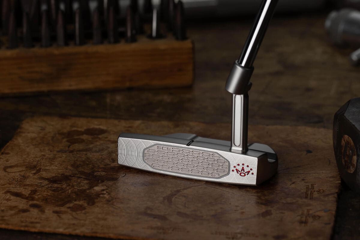 スコッティ・キャメロン「Studio Style」パターのフェース面。SCSフェースインサートと精密ミーリングのディテール