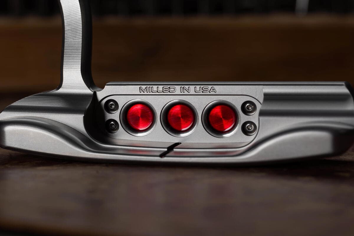 スコッティ・キャメロン「Studio Style」パターに採用されたSCSフェースインサートのミーリングパターン