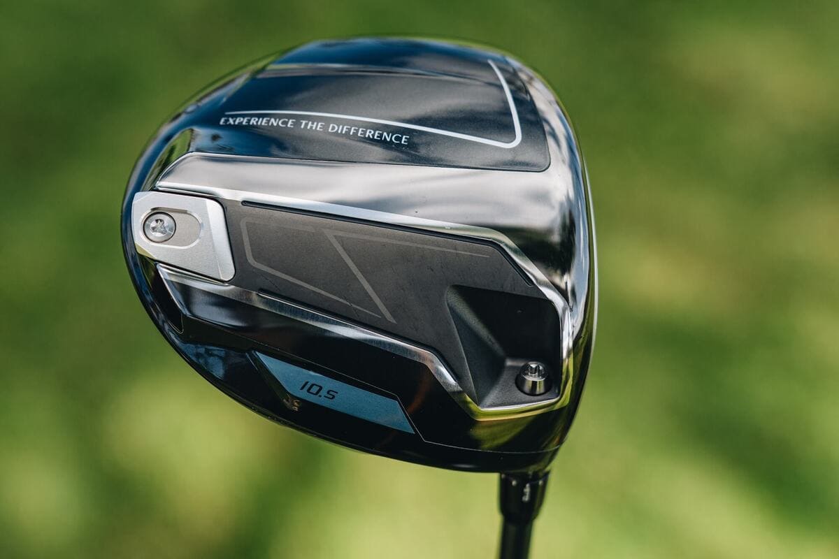 ロフト10.5度のXXIO 14 ドライバー。高い寛容性と安定した弾道を狙ったヘッド設計が分かる。