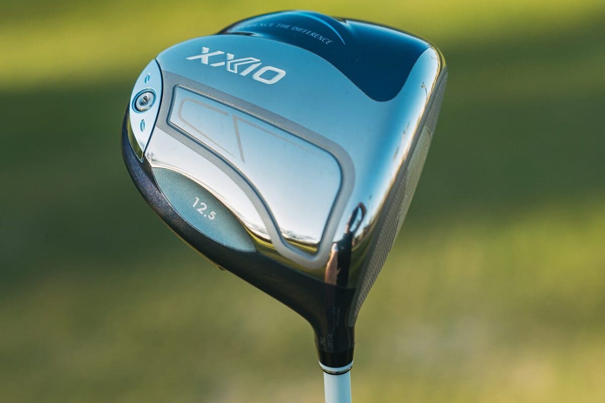 ロフト12.5度のXXIO 14 ドライバー。高弾道でキャリーを伸ばしやすい設計が特徴。