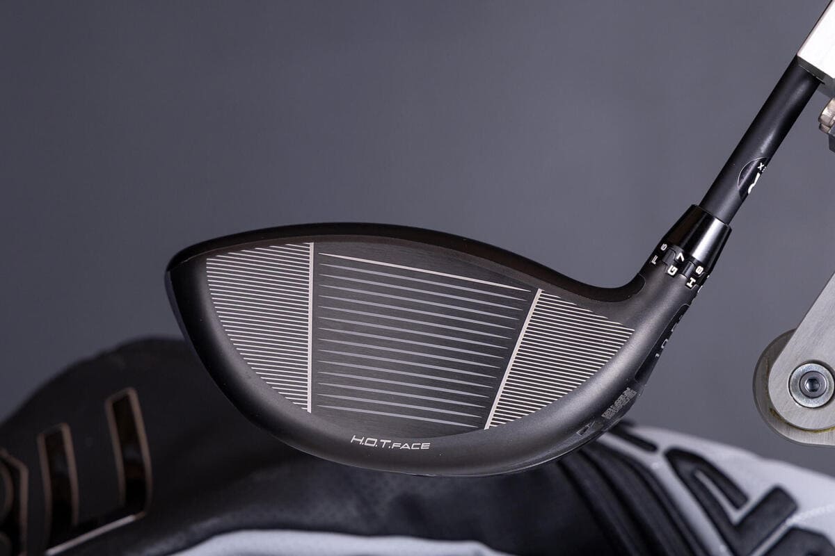 コブラゴルフ「OPTM」ドライバーのフェース構造。ヒール側まで広がるH.O.T.フェース