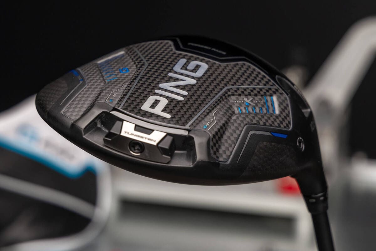 PING「G440 K」ドライバーのソール側デザイン。タングステンウエイトとカーボン構造を採用