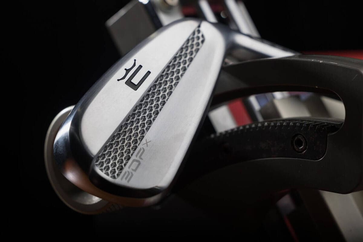 コブラ3Dプリントアイアンのバックフェースデザイン