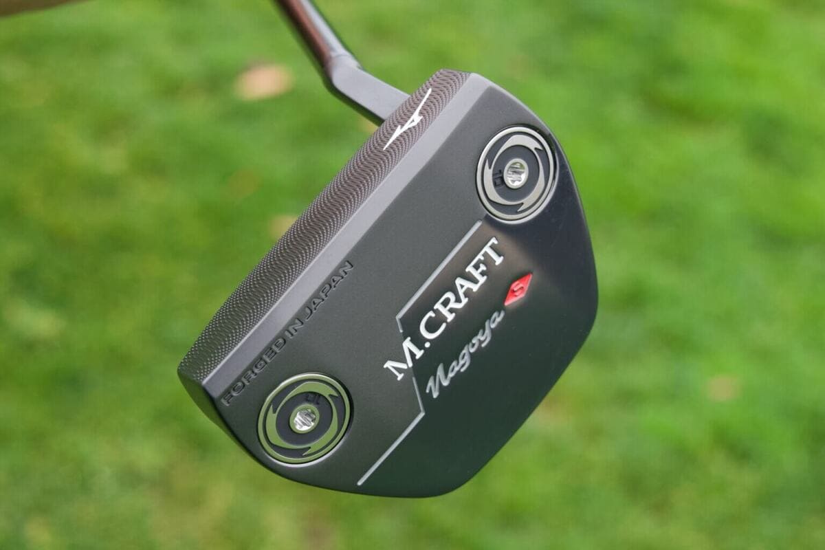 ミズノM.CRAFT名古屋パターの削り出しフェース