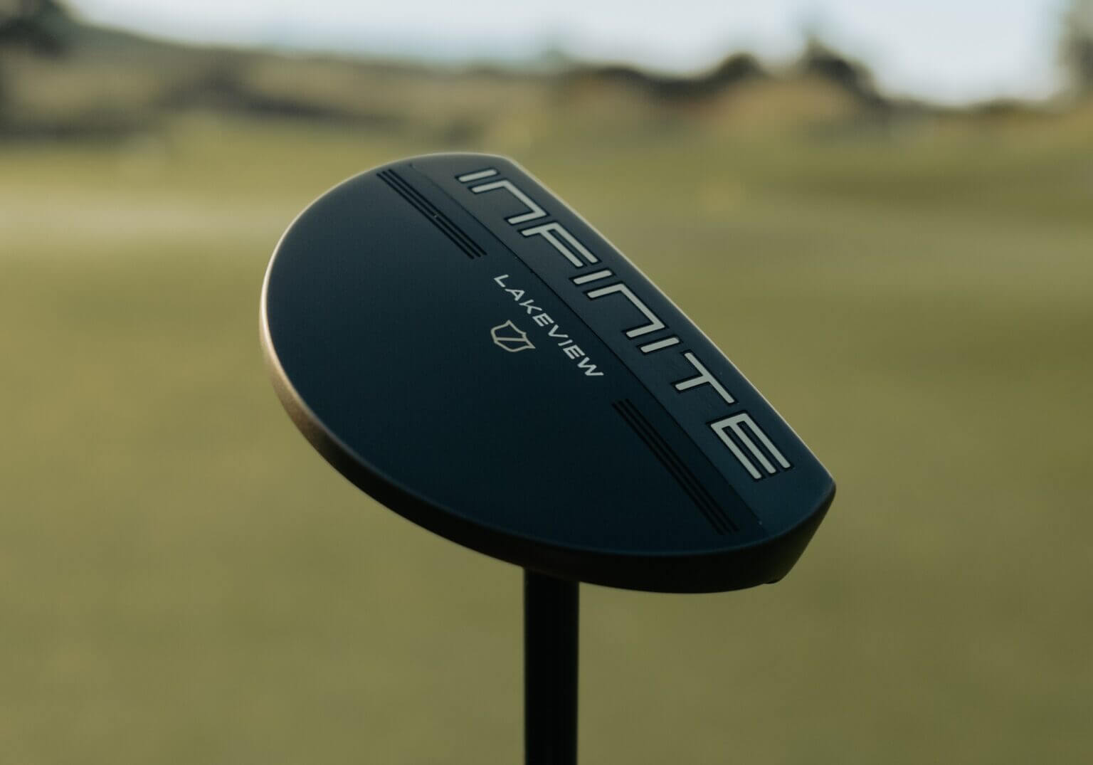 INFINITE LAKEVIEWゼロトルクパターのヘッド形状