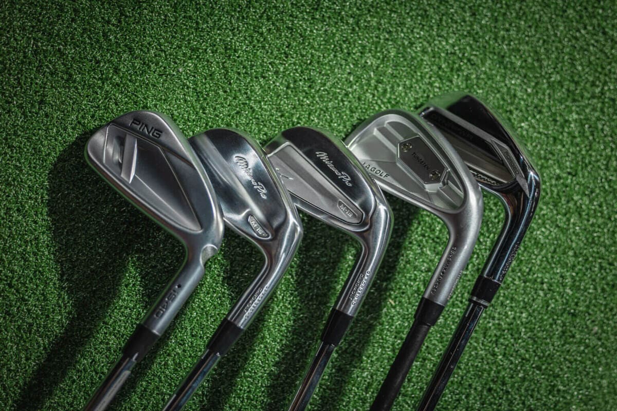 2026年「上級者向け飛び系アイアン」ランキング上位モデル。PING「i540」、ミズノ「Pro M-15」、LA GOLF「CB-26 Max」、タイトリスト「T250」、ウィルソン「DYNAPWR Forged 2026」。