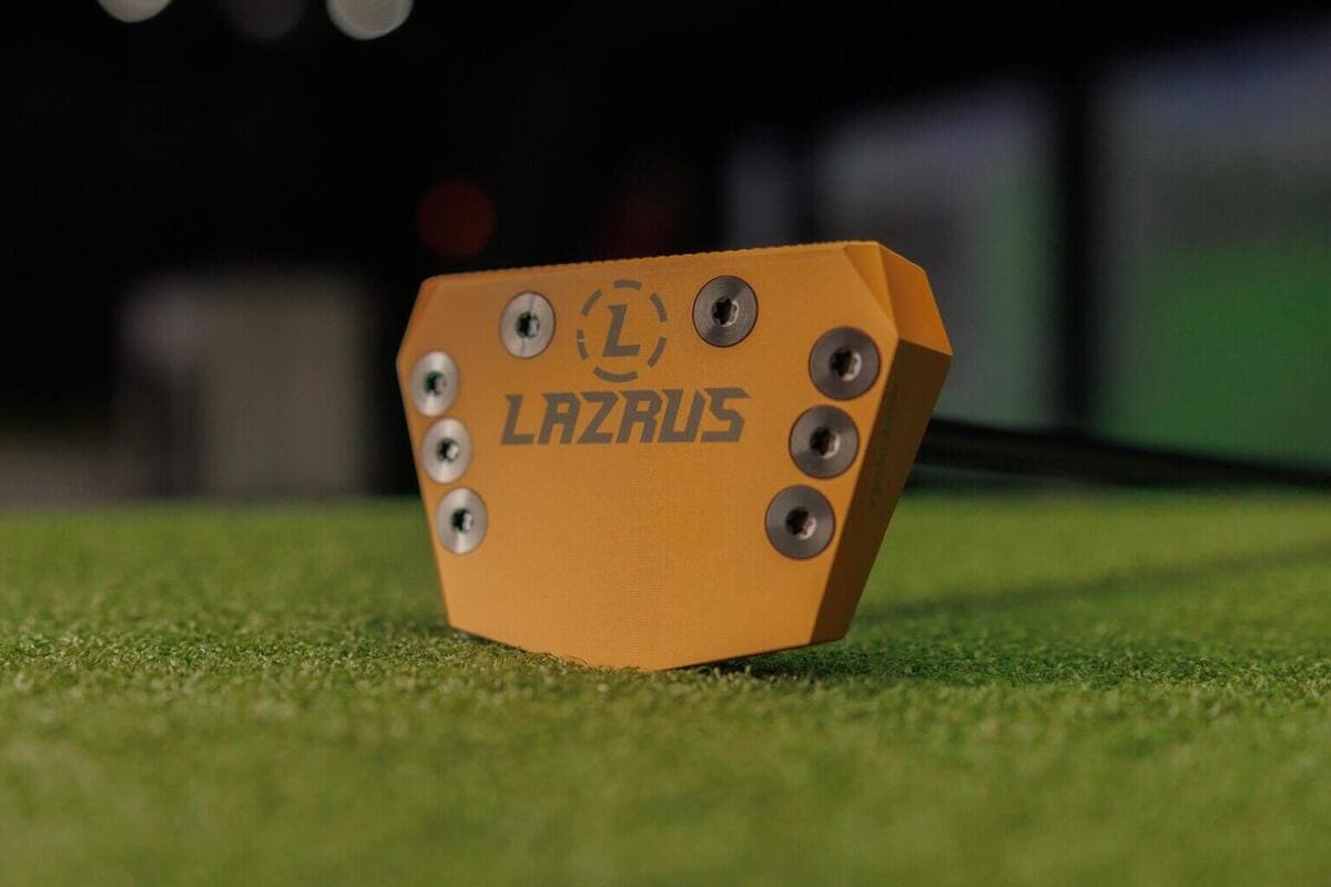 Lazrus Golf「LAZ2」。2026年ゼロトルクパターおすすめランキングのミドルパット部門1位モデル。