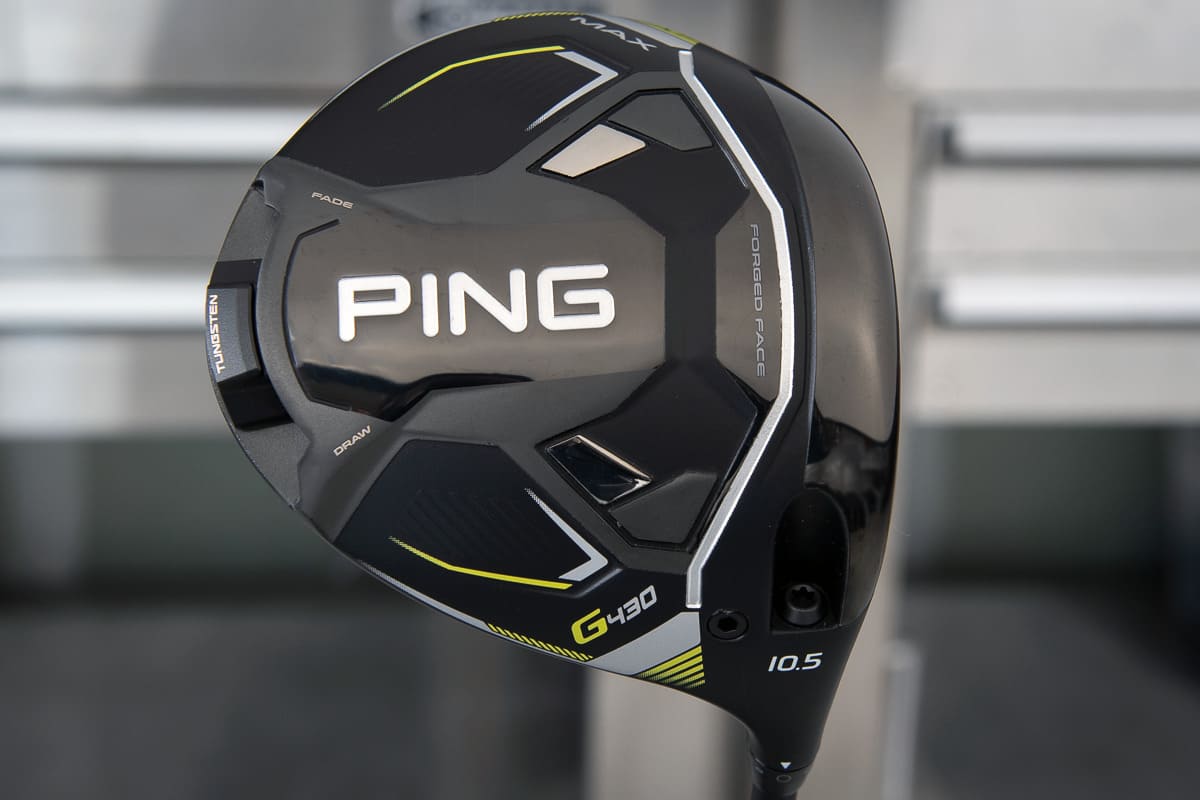 PING G430 MAX ドライバーのソール画像。ロフト角10.5度のヘッドとPINGロゴ