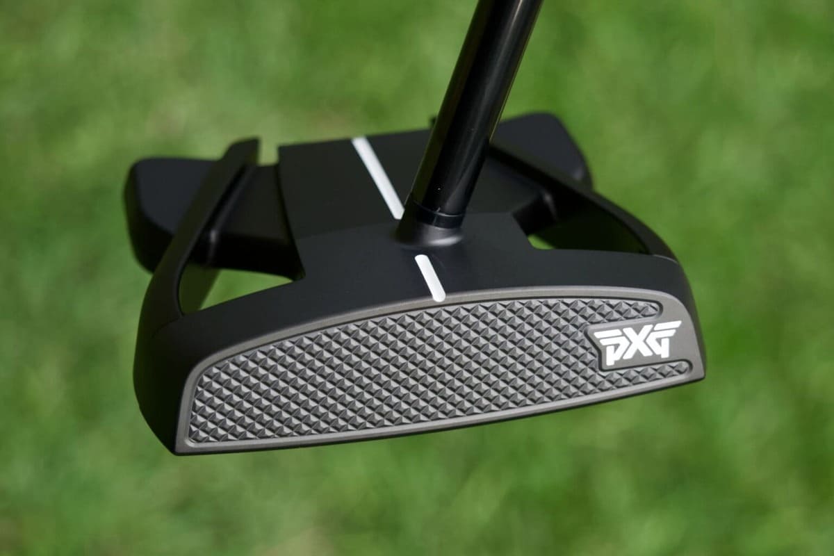 PXG Torpedo ZTのピラミッドミルドフェースと黒いマレット型ヘッド