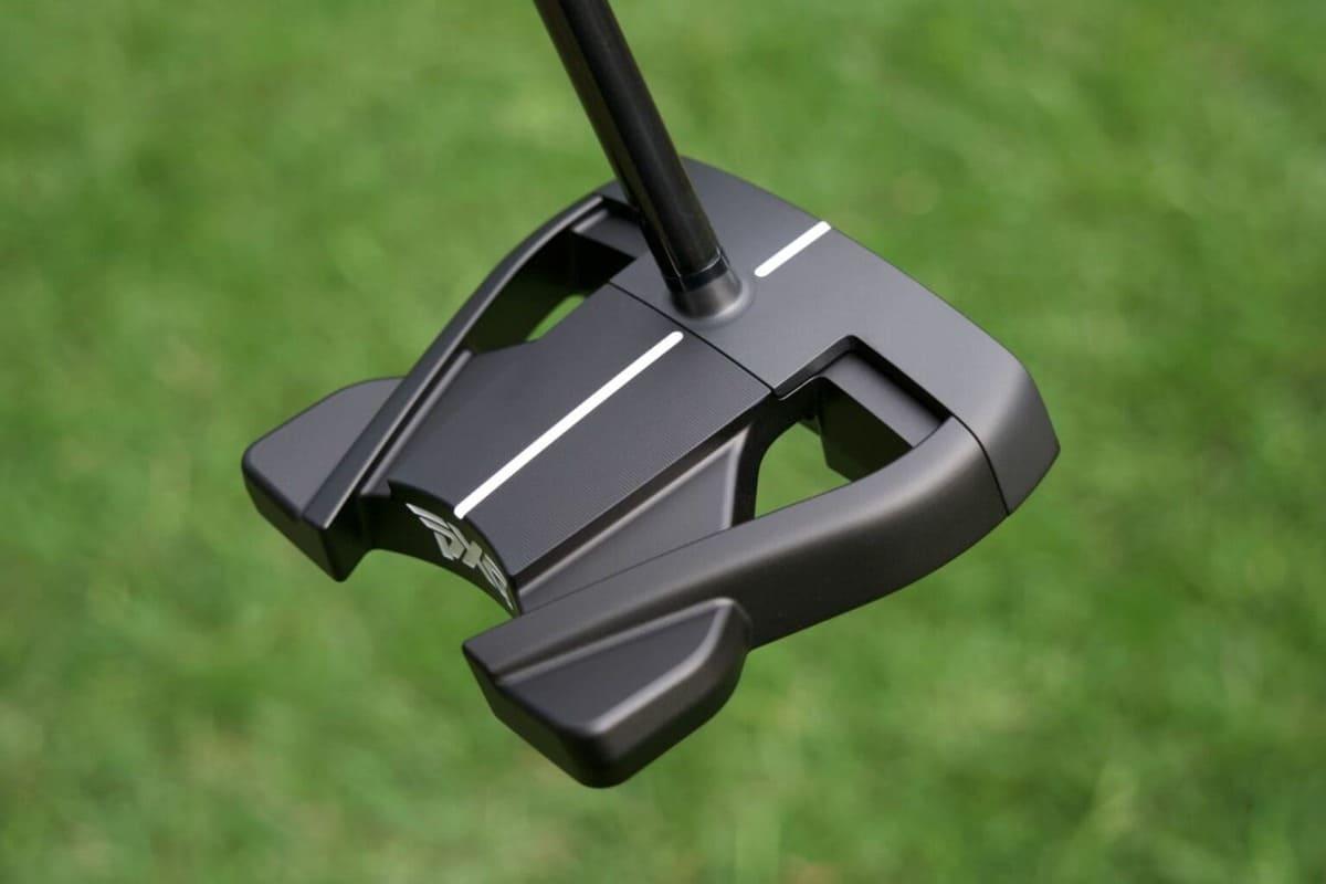 PXG Torpedo ZTのヘッド上部にあるシャフト取り付け位置と白いアライメントライン